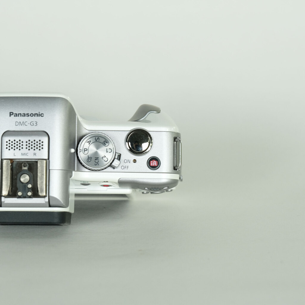 Panasonic LUMIX DMC-G3-W ボディ シェルホワイト