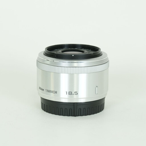 Nikon 1 NIKKOR 18.5/1.8 シルバー