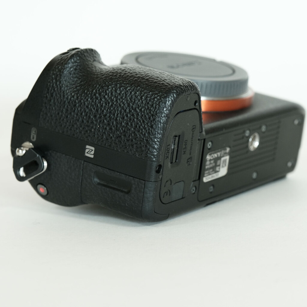 SONY α7 II（ILCE-7M2）