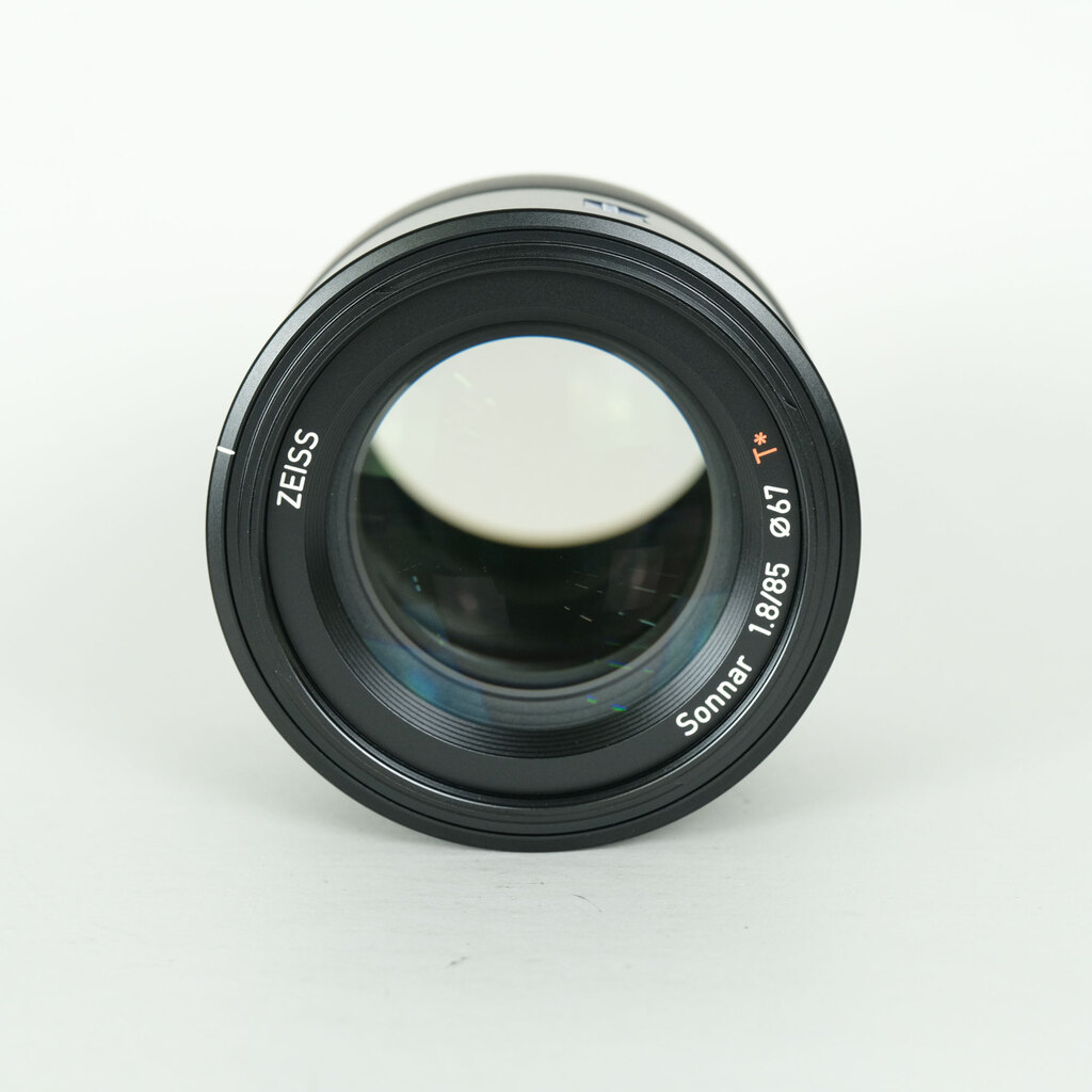 Carl Zeiss Batis 1.8/85 [ソニーE用]の出品 | ONE SCENE（ワンシーン）