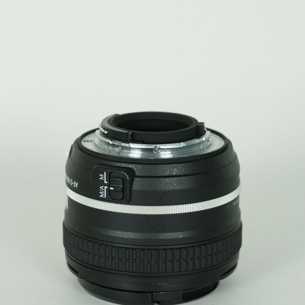 Nikon AF-S NIKKOR 50mm F1.8G（Special Edition）の出品 | ONE SCENE