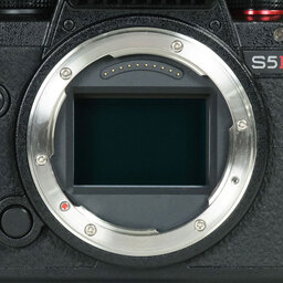 Panasonic LUMIX S5II DC-S5M2