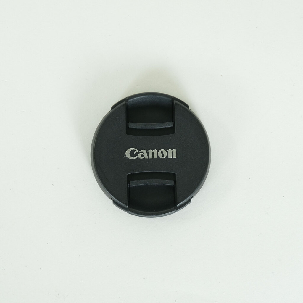 Canon RF50mm F1.8 STM Canon RF50mm F1.8 STM