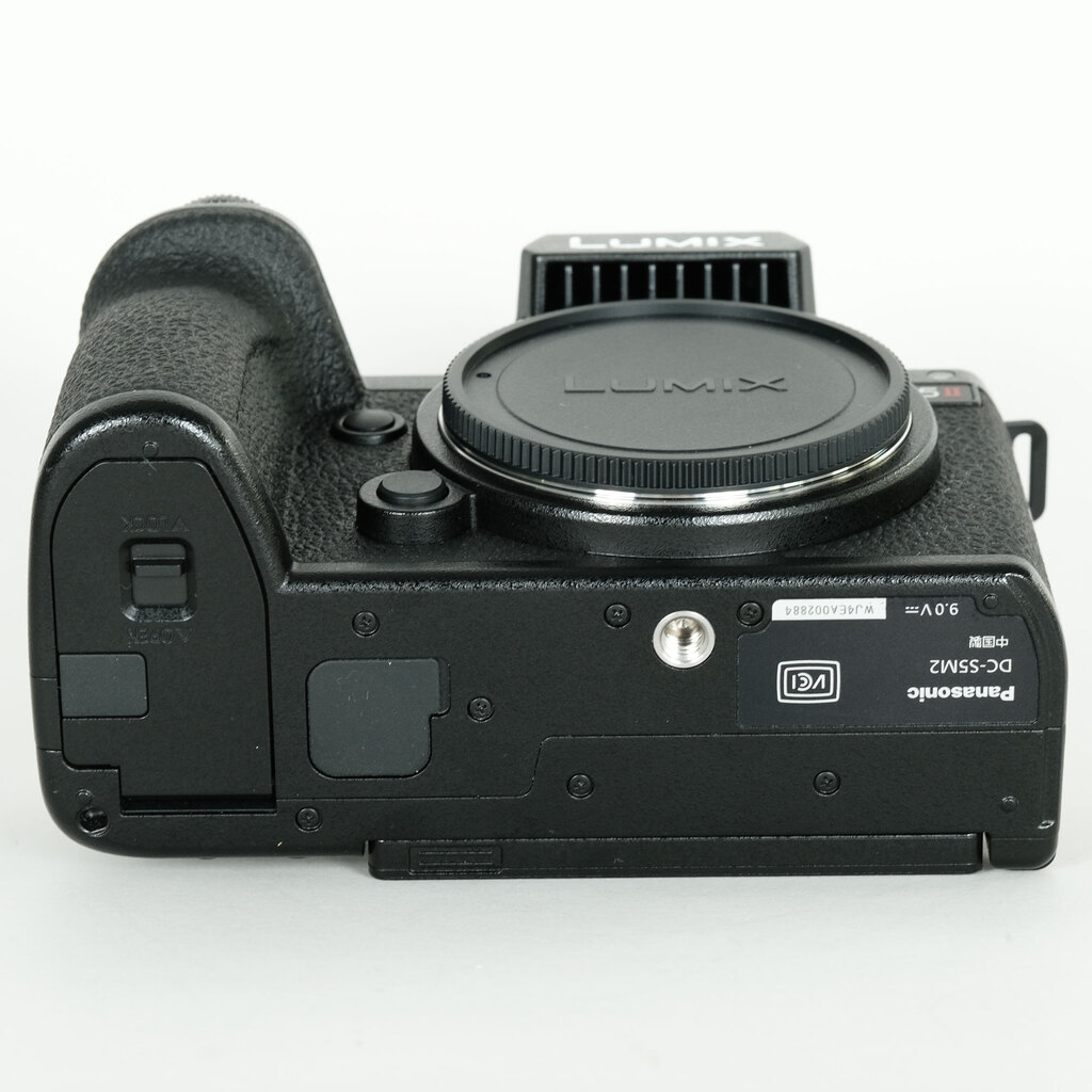 Panasonic LUMIX S5II DC-S5M2