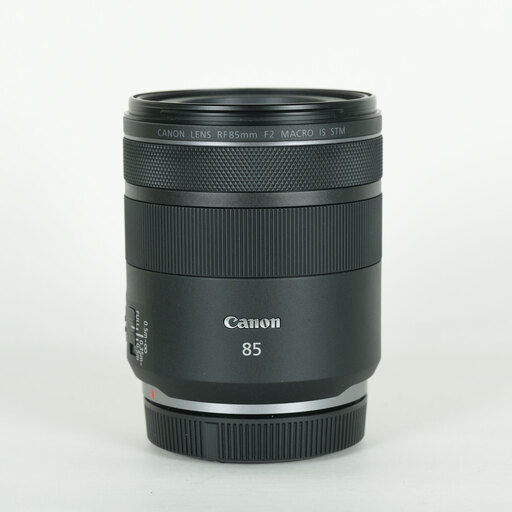 Canon RF85mm F2 MACRO IS STMを徹底解説。作例からレビューまで | ONE