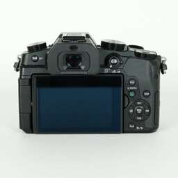 Panasonic LUMIX DMC-G8