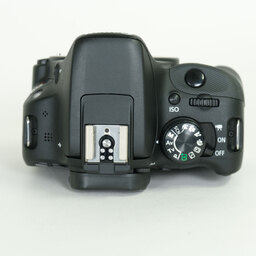 Canon EOS Kiss X7