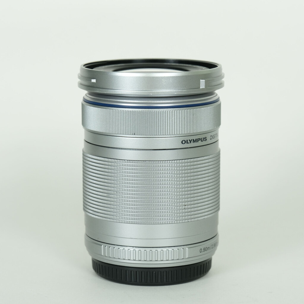 OLYMPUS M.ZUIKO DIGITAL ED 40-150mm F4.0-5.6 R [�V���o�[]