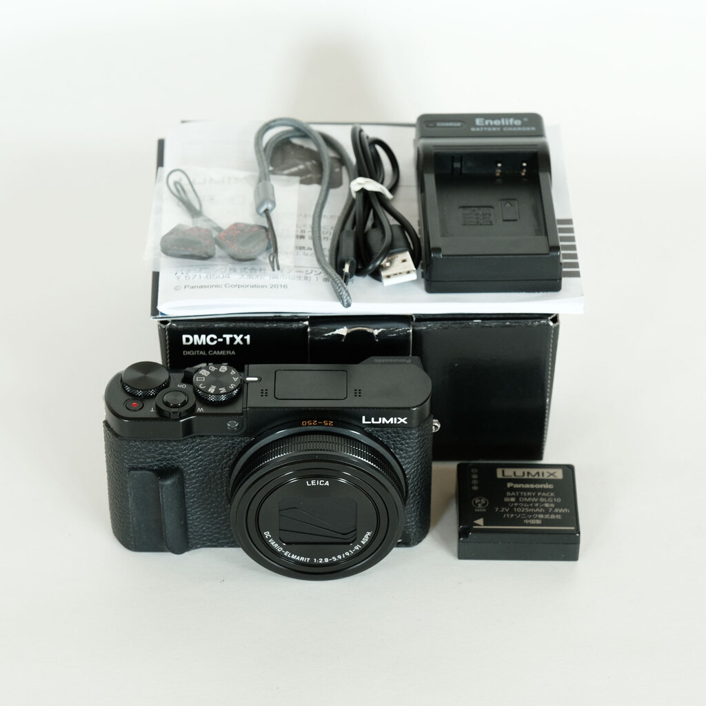 Panasonic LUMIX DMC-TX1の出品 | ONE SCENE（ワンシーン）