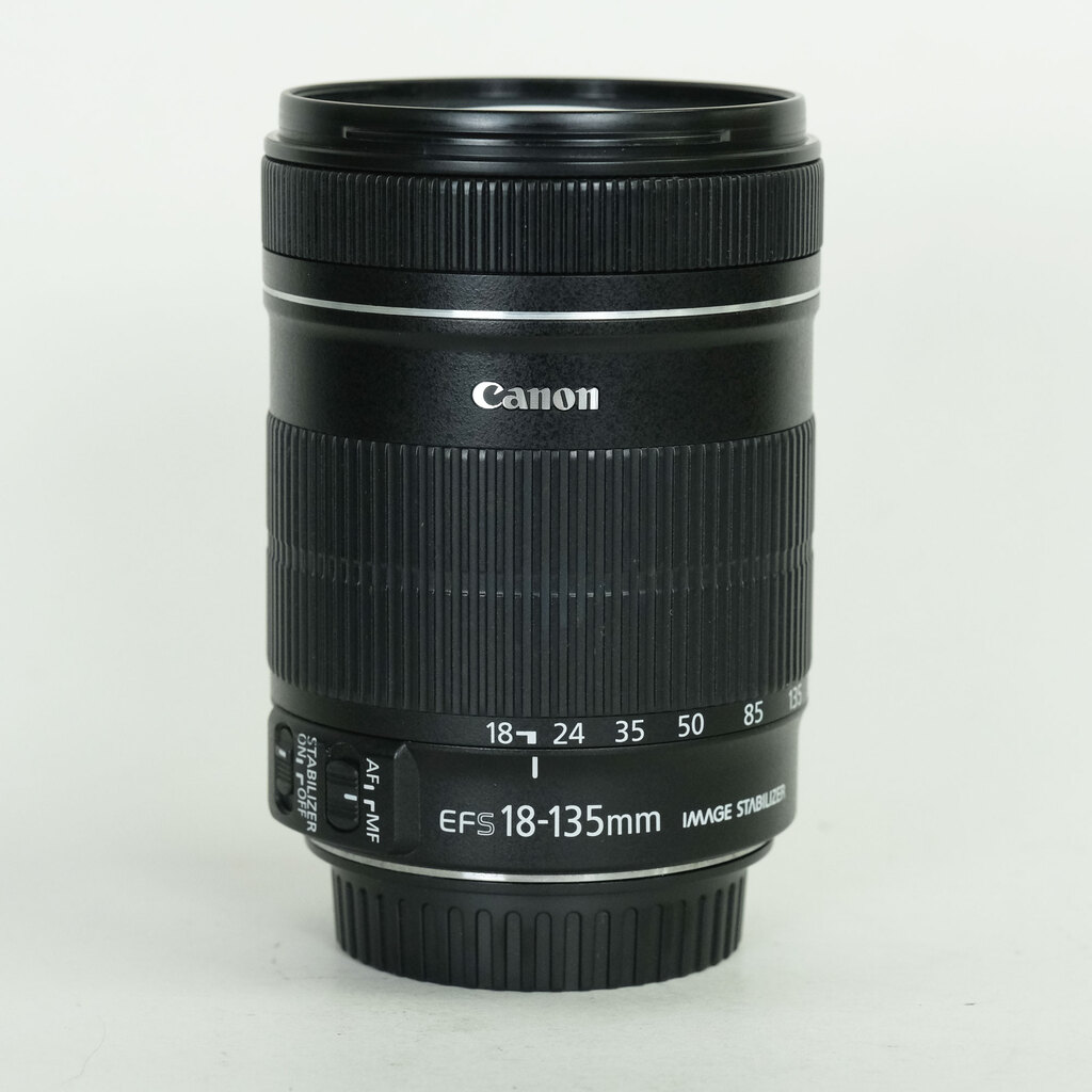 Canon EF-S18-135mm F3.5-5.6 IS STM