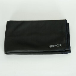 Nikon NIKKOR Z 180-600mm f/5.6-6.3 VR Nikon NIKKOR Z 180-600mm f/5.6-6.3 VR