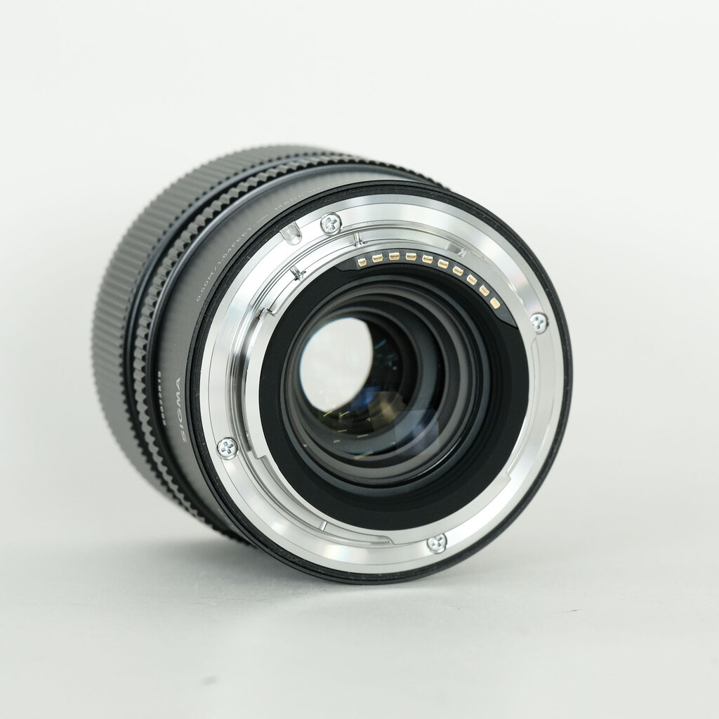 SIGMA 90mm F2.8 DG DN｜Contemporary [ソニーE用]