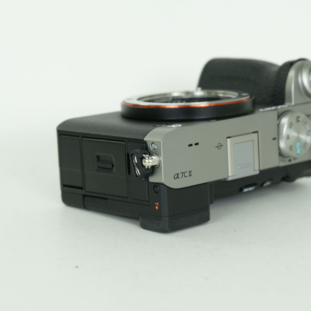 SONY α7C II(ILCE-7CM2) SONY α7C II(ILCE-7CM2)