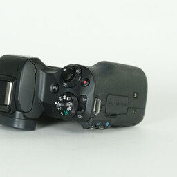 Canon EOS Kiss M Canon EOS Kiss M