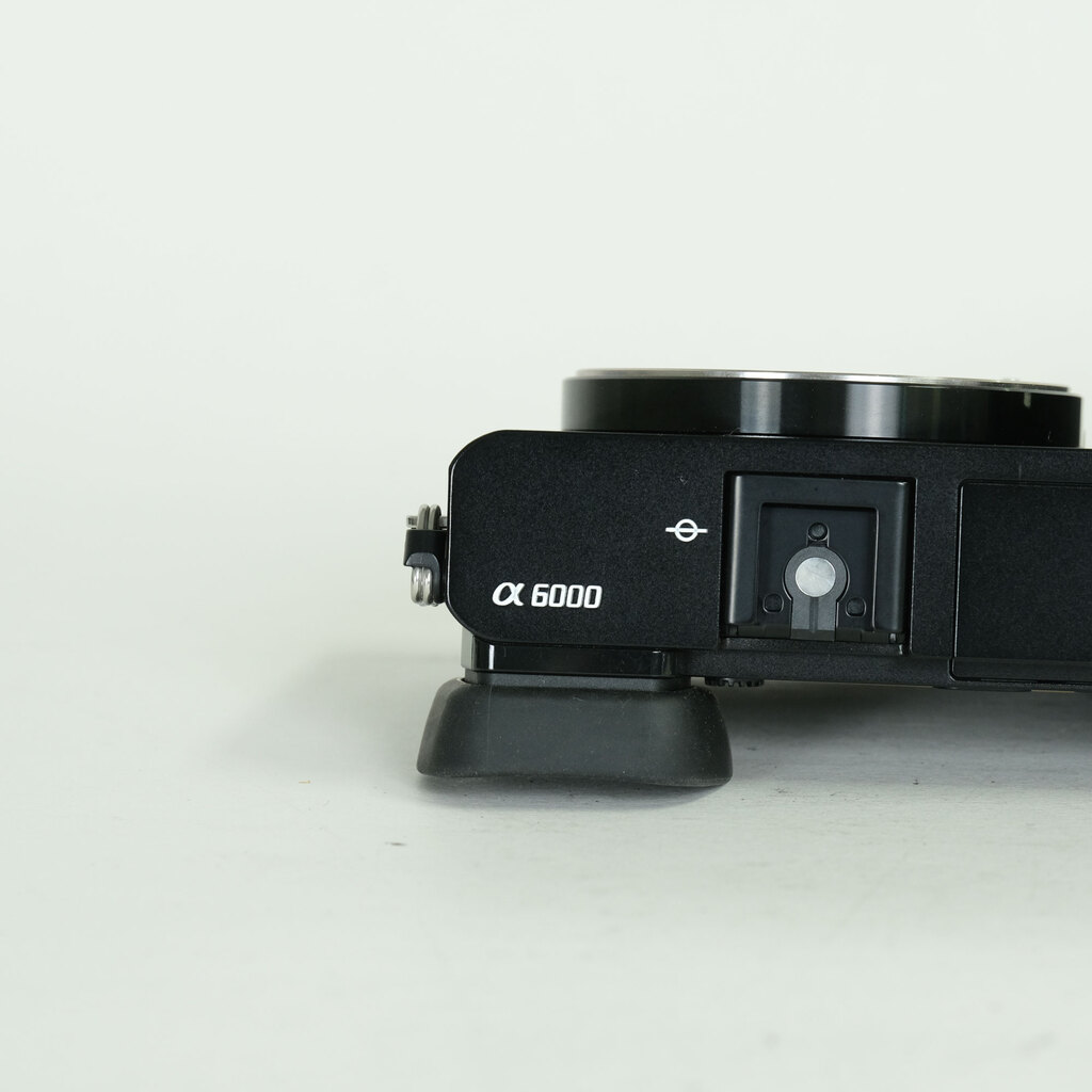 SONY α6000（ILCE-6000）