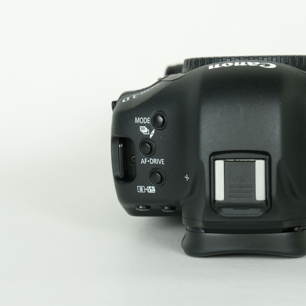 Canon EOS-1D Xの出品 | ONE SCENE（ワンシーン）