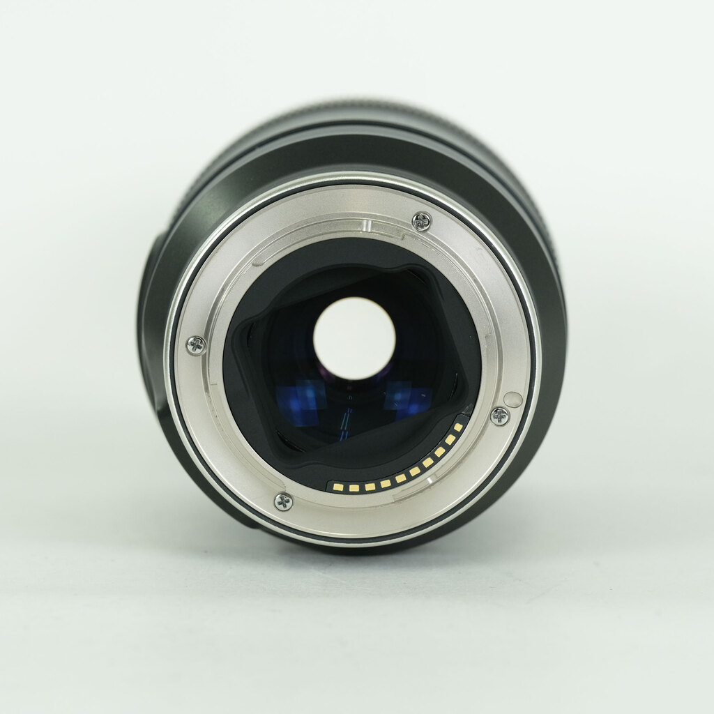 TAMRON 90mm F/2.8 Di III MACRO VXD [ソニーE用]