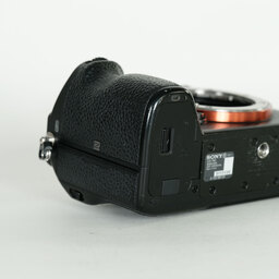 SONY α7 III（ILCE-7M3）