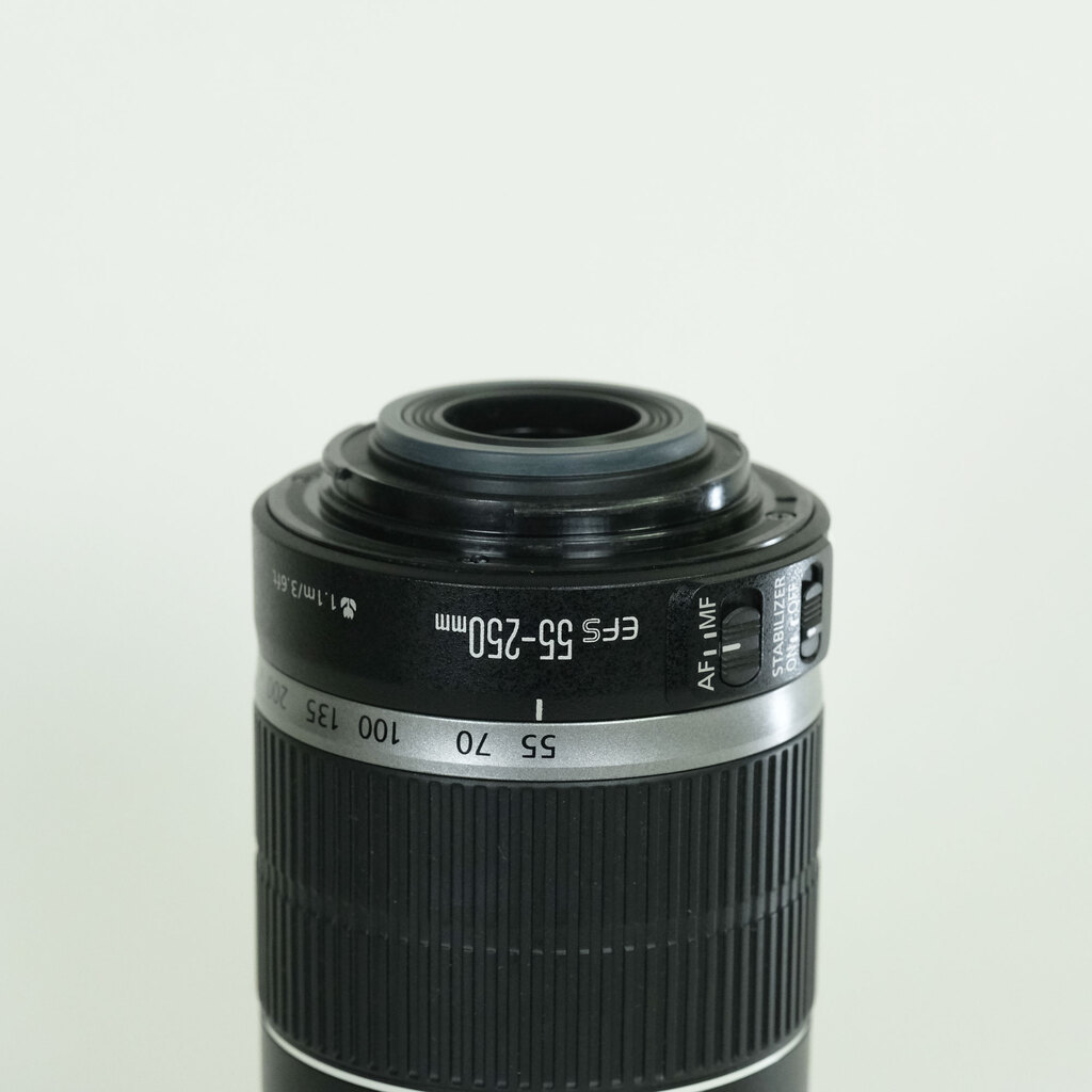Canon EF-S55-250mm F4-5.6 IS Canon EF-S55-250mm F4-5.6 IS