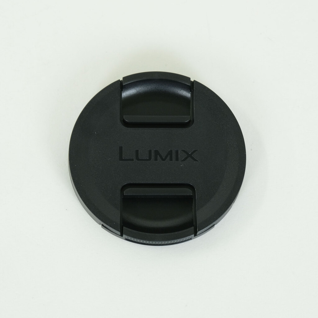 Panasonic LUMIX S 20-60mm F3.5-5.6 Panasonic LUMIX S 20-60mm F3.5-5.6