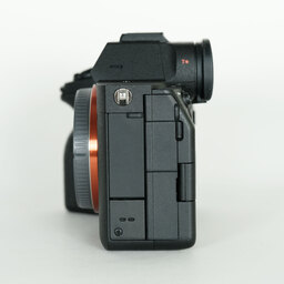 SONY α7 IV(ILCE-7M4) SONY α7 IV(ILCE-7M4)