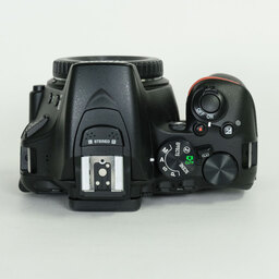Nikon D5600