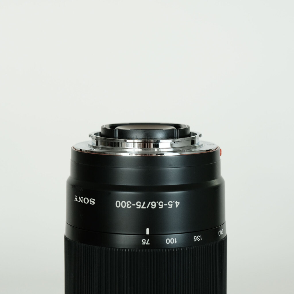 SONY 75-300mm F4.5-5.6(ソニーA用)