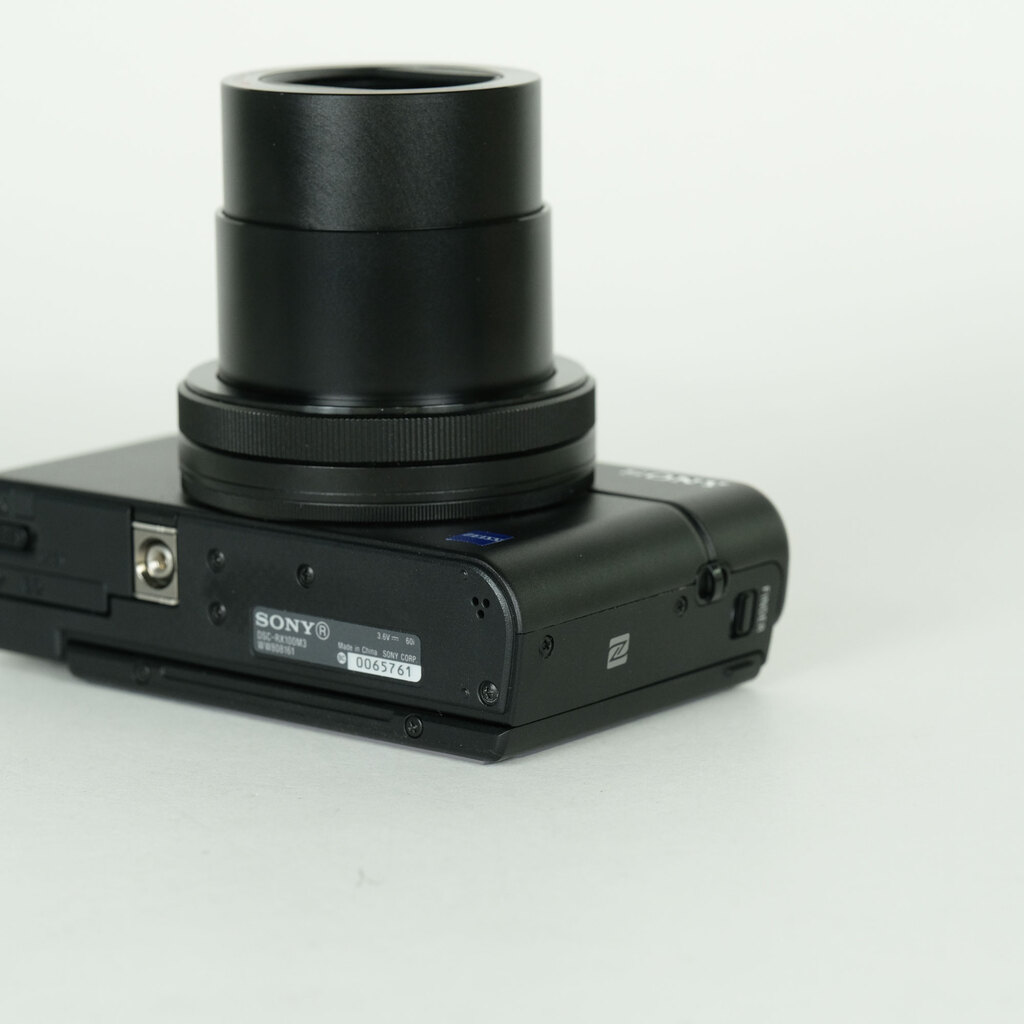 SONY Cyber-shot DSC-RX100M3 SONY Cyber-shot DSC-RX100M3