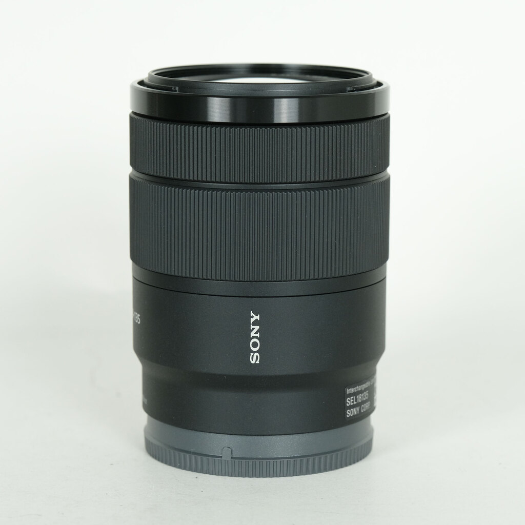 SONY E 18-135mm F3.5-5.6 OSS SEL18135 SONY E 18-135mm F3.5-5.6 OSS SEL18135