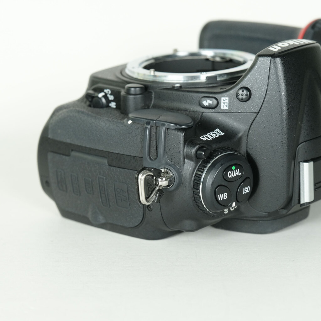 Nikon D300S ボディの出品 | ONE SCENE（ワンシーン）