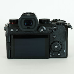 Panasonic LUMIX DC-S5