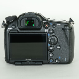 SONY α99II（ILCA-99M2）