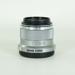 OLYMPUS M.ZUIKO DIGITAL 45mm F1.8