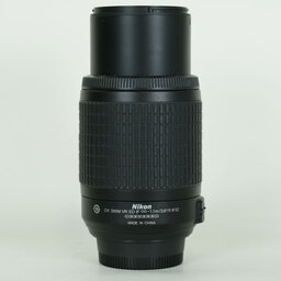 Nikon AF-S DX VR Zoom-Nikkor 55-200mm F4-5.6G IF-ED Nikon AF-S DX VR Zoom-Nikkor 55-200mm F4-5.6G IF-ED