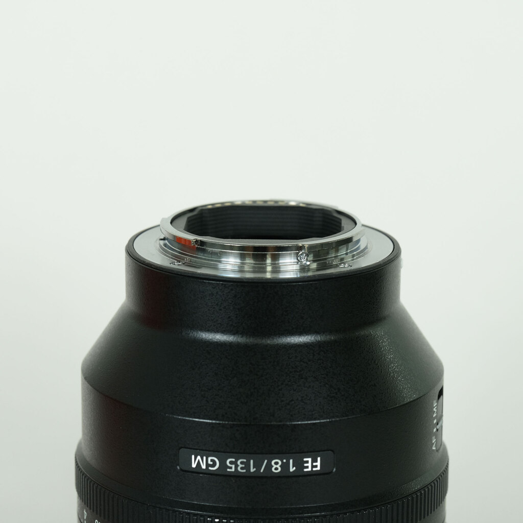 SONY FE 135mm F1.8 GM SEL135F18GMの出品 | ONE SCENE（ワンシーン）