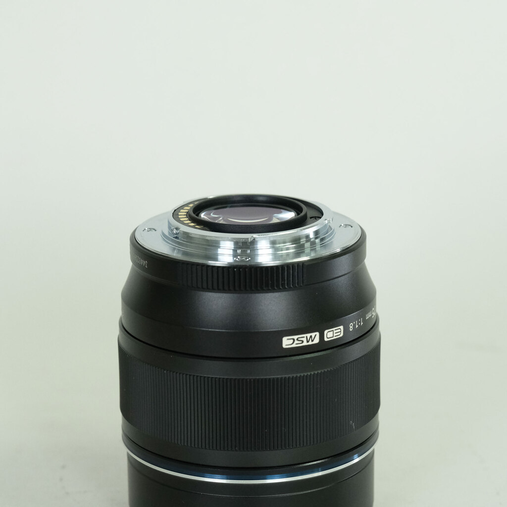 OLYMPUS M.ZUIKO DIGITAL ED 75mm F1.8の出品 | ONE SCENE（ワンシーン）