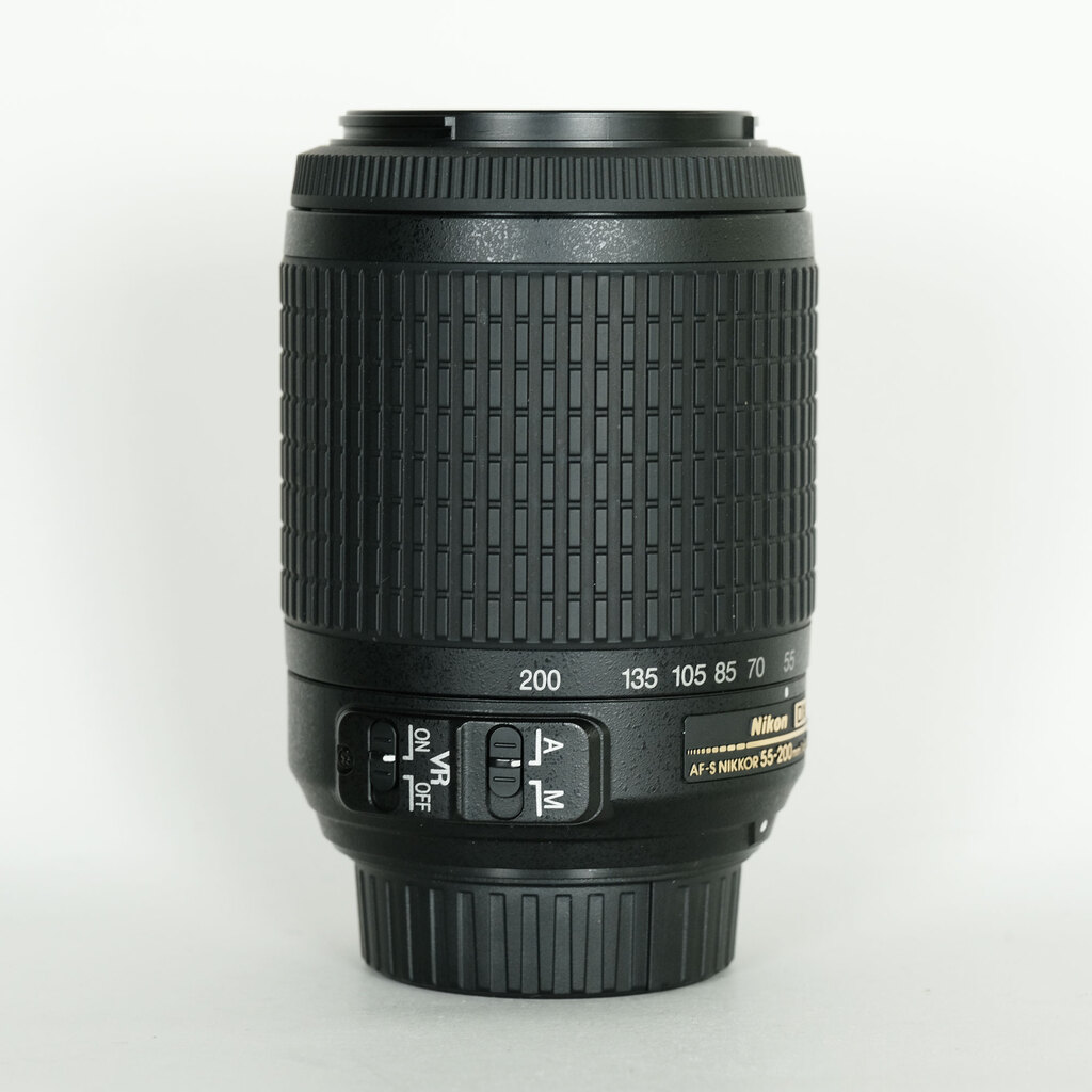 Nikon AF-S DX VR Zoom-Nikkor 55-200mm F4-5.6G IF-ED