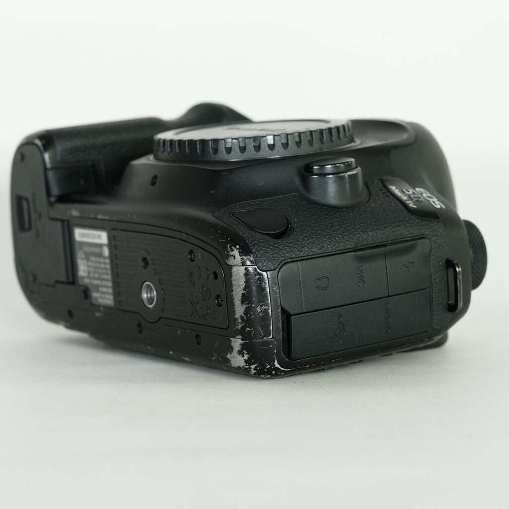 Canon EOS 5D Mark IV