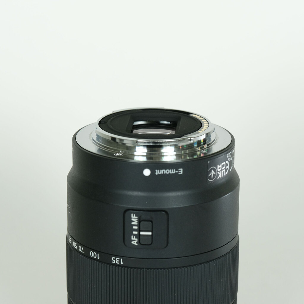 SONY E 18-135mm F3.5-5.6 OSS SEL18135 SONY E 18-135mm F3.5-5.6 OSS SEL18135