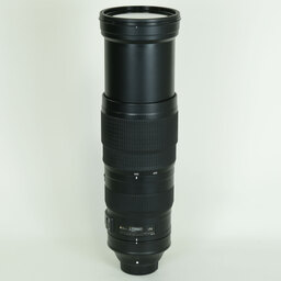 Nikon AF-S NIKKOR 200-500mm f/5.6E ED VR Nikon AF-S NIKKOR 200-500mm f/5.6E ED VR