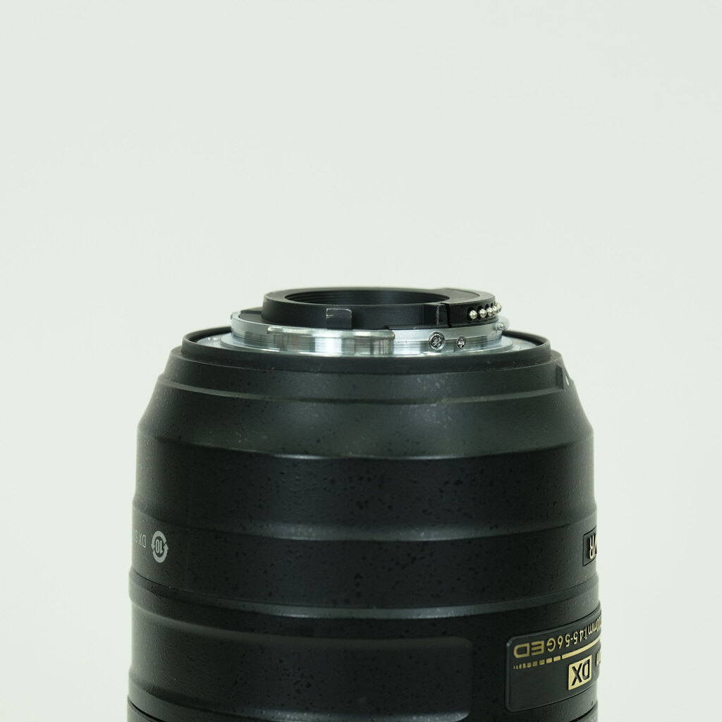 Nikon AF-S DX NIKKOR 55-300mm F4.5-5.6G ED VR Nikon AF-S DX NIKKOR 55-300mm F4.5-5.6G ED VR