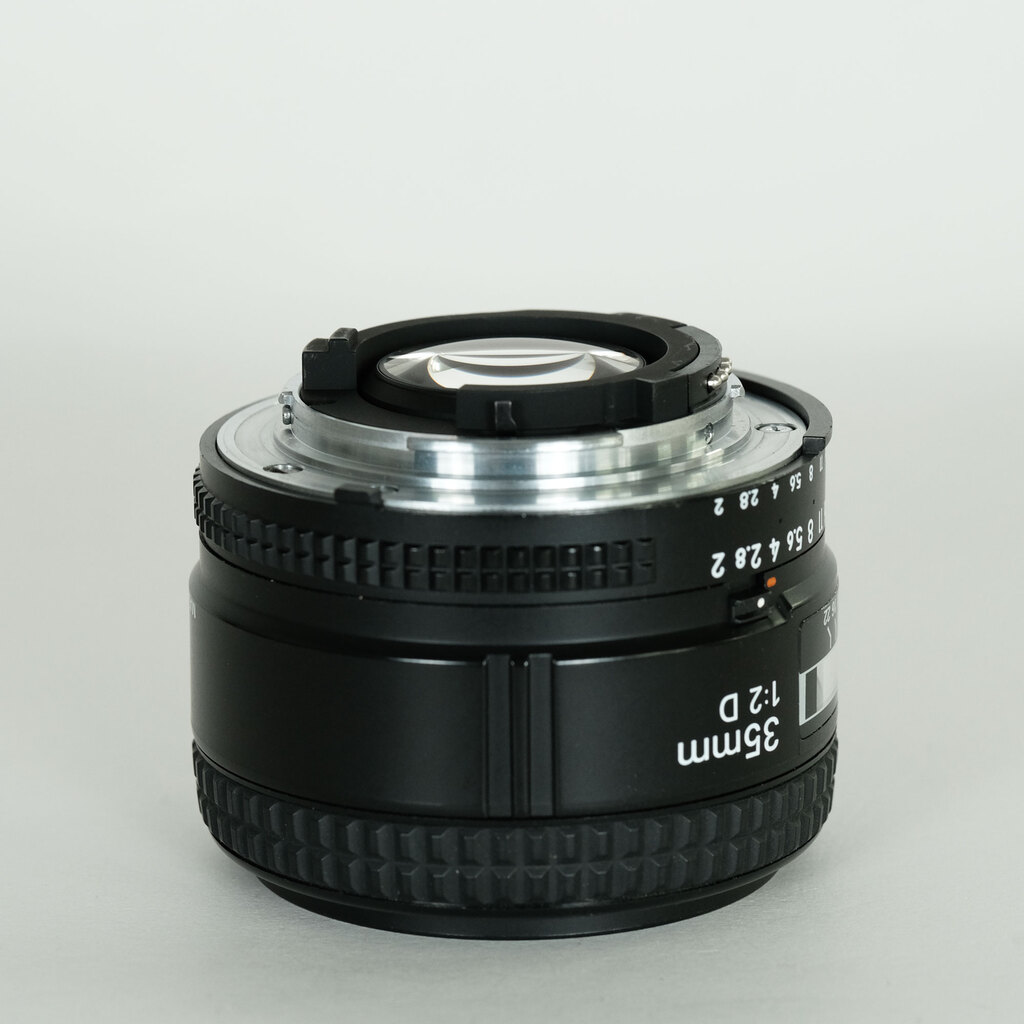 Nikon Ai AF Nikkor 35mm F2D Nikon Ai AF Nikkor 35mm F2D