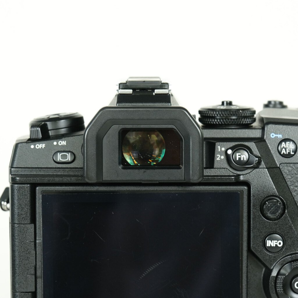 OLYMPUS OM-D E-M1Xの出品 | ONE SCENE（ワンシーン）