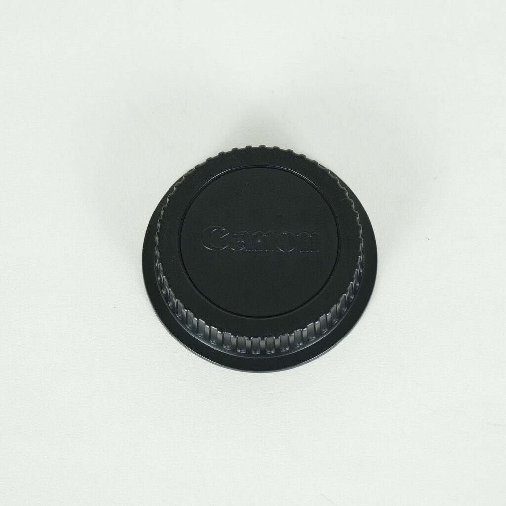 Canon EF24-70mm F4L IS USM Canon EF24-70mm F4L IS USM