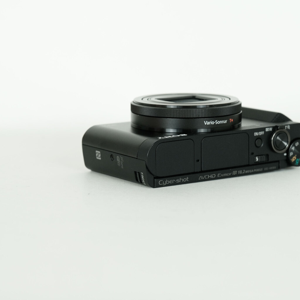 SONY Cyber-shot DSC-HX90V