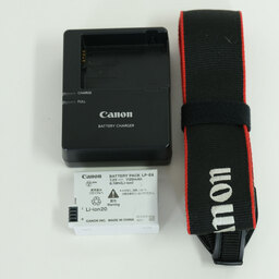 Canon EOS Kiss X7i