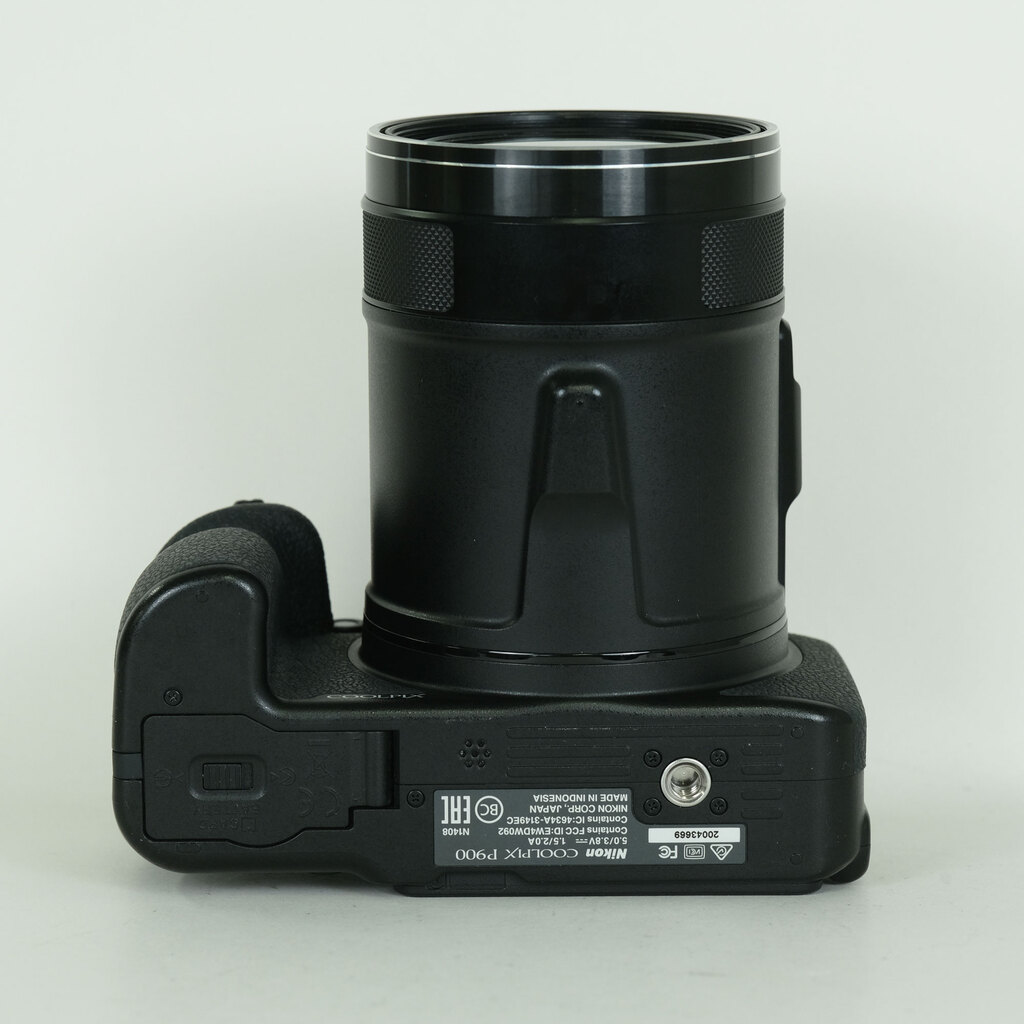 Nikon COOLPIX P900