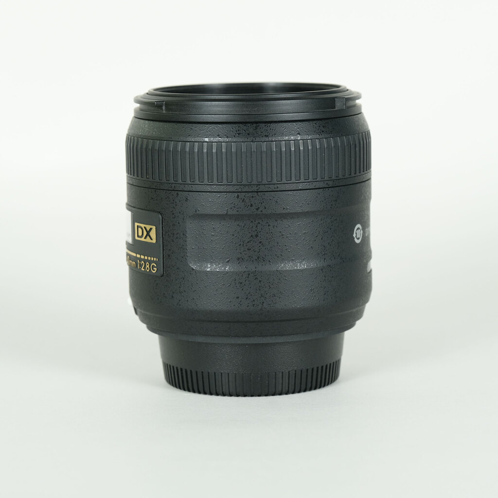 Nikon AF-S DX Micro NIKKOR 40mm f/2.8Gの出品 | ONE SCENE（ワンシーン）