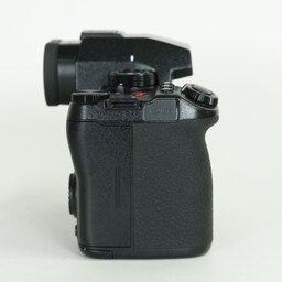 Panasonic LUMIX G9 PRO II