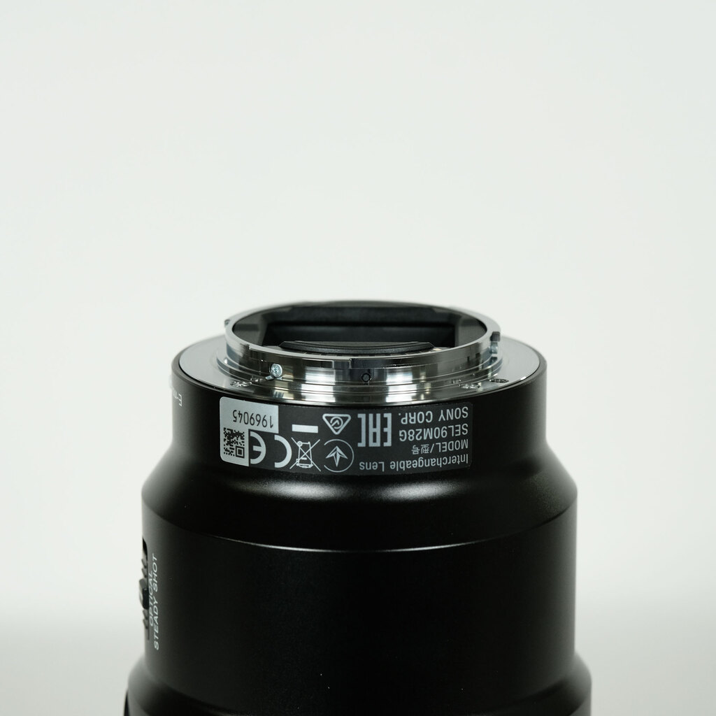 SONY FE 90mm F2.8 Macro G OSS SEL90M28G